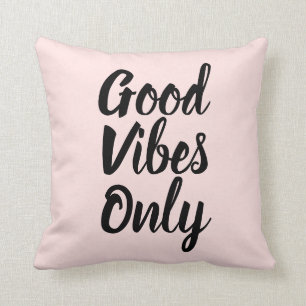 Coussin Carreau rose - GOOD VIBES SEULEMENT