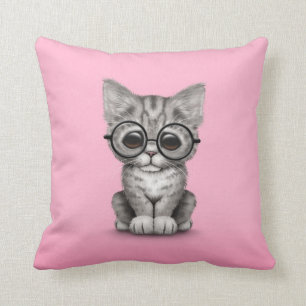 Coussin Chaton tigré gris mignon avec des verres d'oeil,