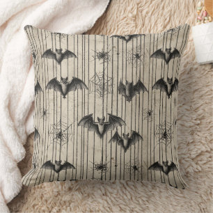 Coussin Chauves-souris vintages et toiles d'araignée sur s