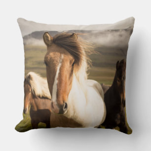 Coussin Chevaux en Montagne Belle et majestueuse