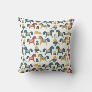 Coussin Chevaux scandinaves : Art populaire coloré
