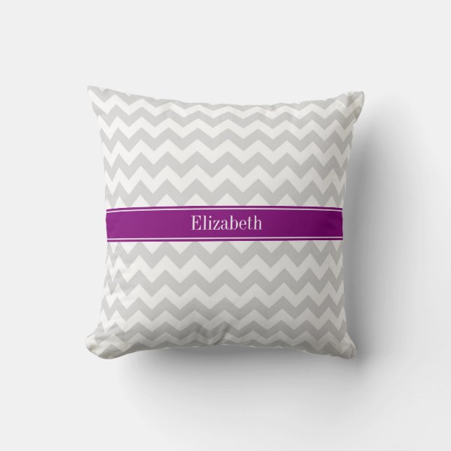 Coussin Chevron Blanc Lt Gray Violet Monogramme Nom (Recto)