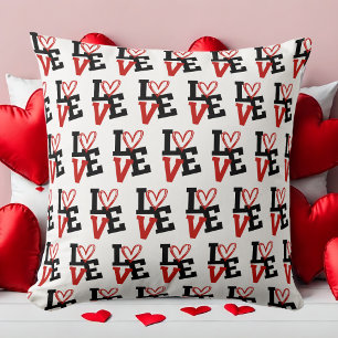 Coussin Chic Rouge et Noir Romantique Motif Amour Design