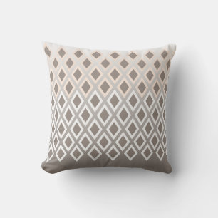 Coussin Chic Taupe et Motif de diamant blanc