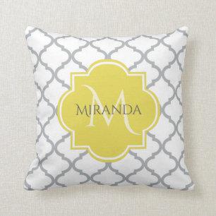 Coussin Chic White Grey Quatrefoil Yellow Monogramme Nom