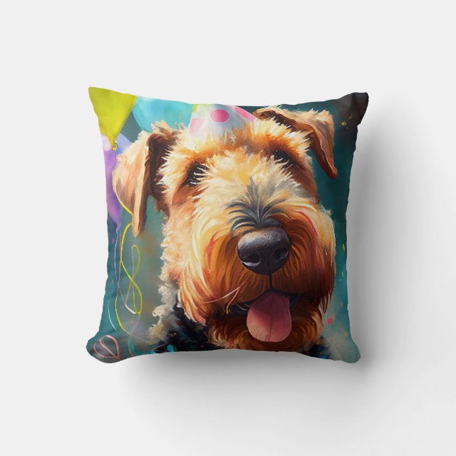 Coussin Chien Airedale avec casquette d'anniversaire et ba (Recto)