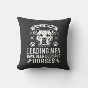 Coussin Chiens et chevaux menant les hommes