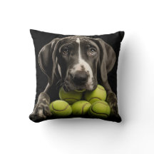 🐕 chiot de Great Dane avec 🎾 balles de tennis