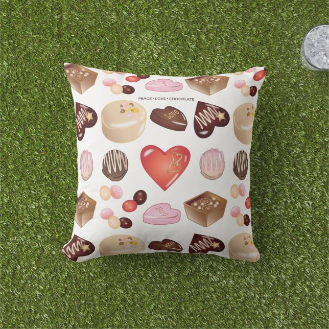 Coussin Chocolat personnalisé Motif de coeur de bonbons (Herbe)
