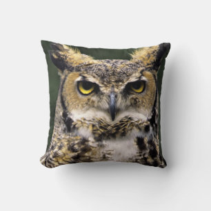 Coussin Chouette à cornes (Bubo virginianus), corps comple