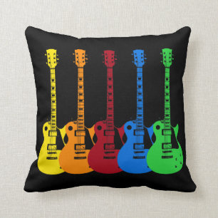 Coussin Cinq guitares électriques colorées