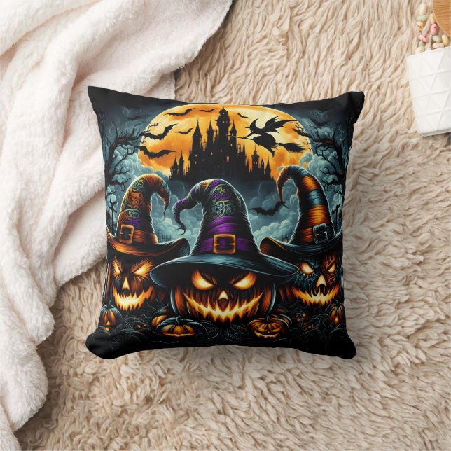 Coussin Citrouilles d'Halloween et sorcières au crépuscule (Couverture)
