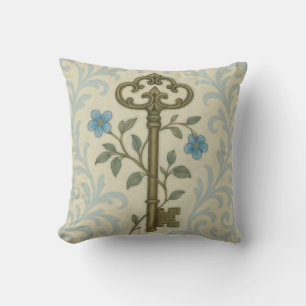 Coussin Clé vintage et Carré floral bleu