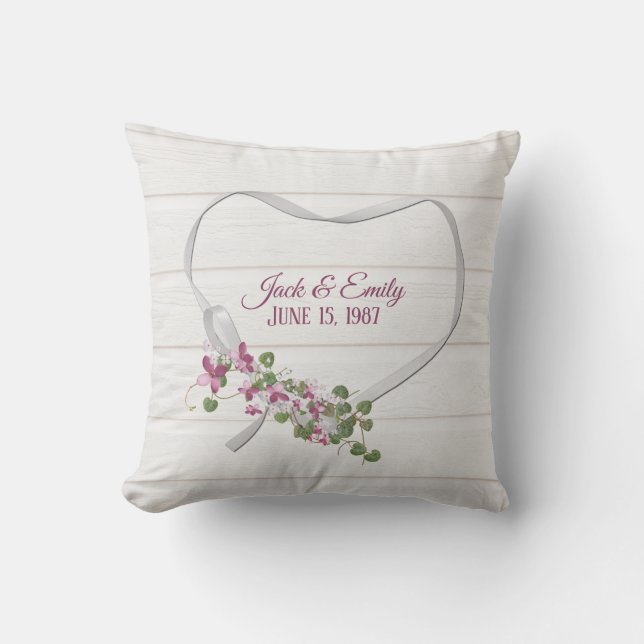 Coussin Cœur de ruban floral avec date de mariage (Recto)
