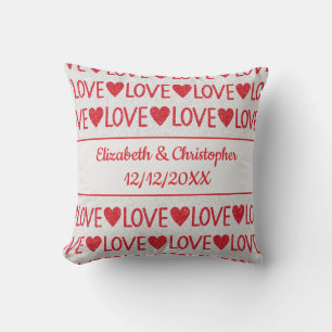 Coussin Cœurs d'amour rouges et blancs personnalisés Date