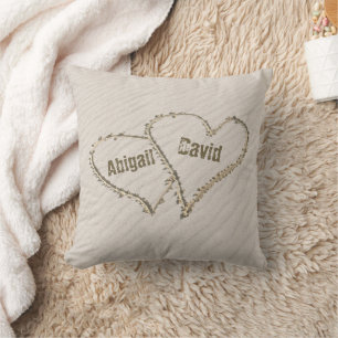 Coussin Cœurs de sable de plage avec des noms