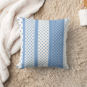 Coussin Coeurs et points modernes et tendance bleu et blan