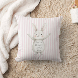 Coussin Cœurs rayures roses un lapin t'aime