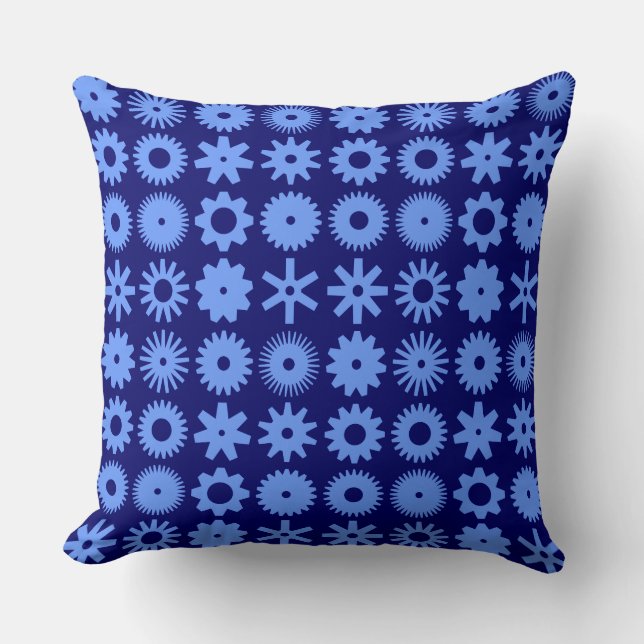 Coussin Cogs - Bébé bleu sur Deep Navy (Recto)