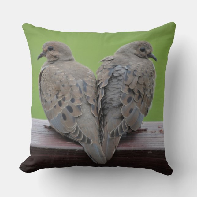 Coussin Colombes de deuil (Recto)