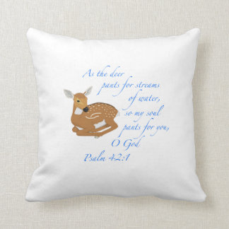 Coussin Comme les cerfs communs se reposent