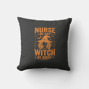 Coussin Conception de sorcière infirmière Halloween