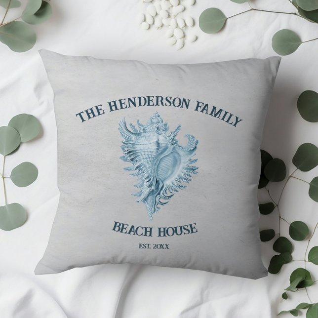 Coussin Coque conique bleu (Blue Conch Shell Throw Pillow)