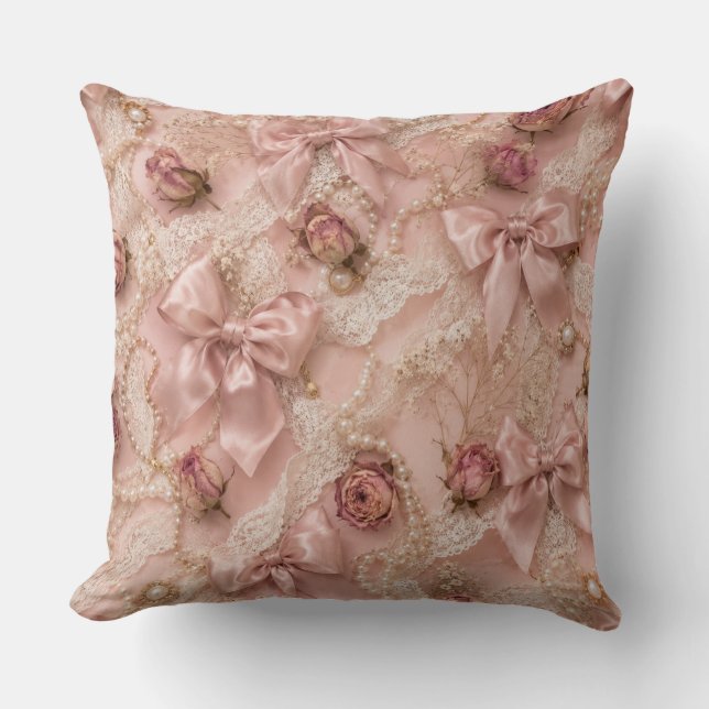 Coussin Coquette Lace & Pearls Pillow (Recto)
