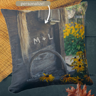 Coussin Cosy gîte de campagne aux fleurs jaunes