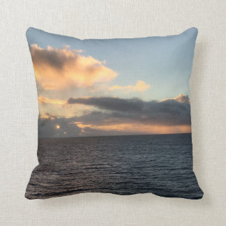 Coussin Coucher de soleil au-dessus de l'oreiller de l'océ