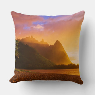 Coussin Coucher de soleil sur la plage dorée, Hawaï
