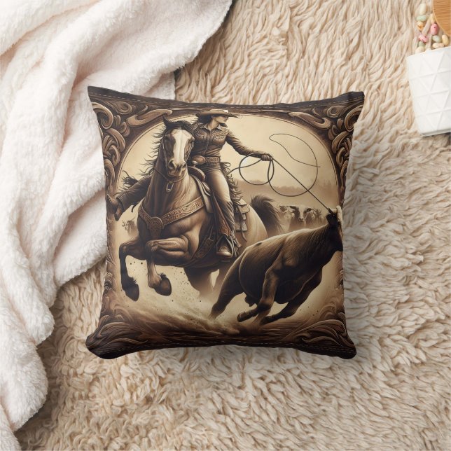 Coussin Cowgirl Roping Cattle à l'après-midi Rodeo (Couverture)