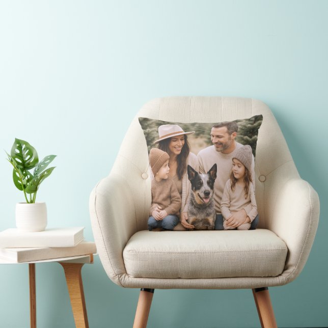 Coussin Custom Family Photo Throw Pillow (Chaise)