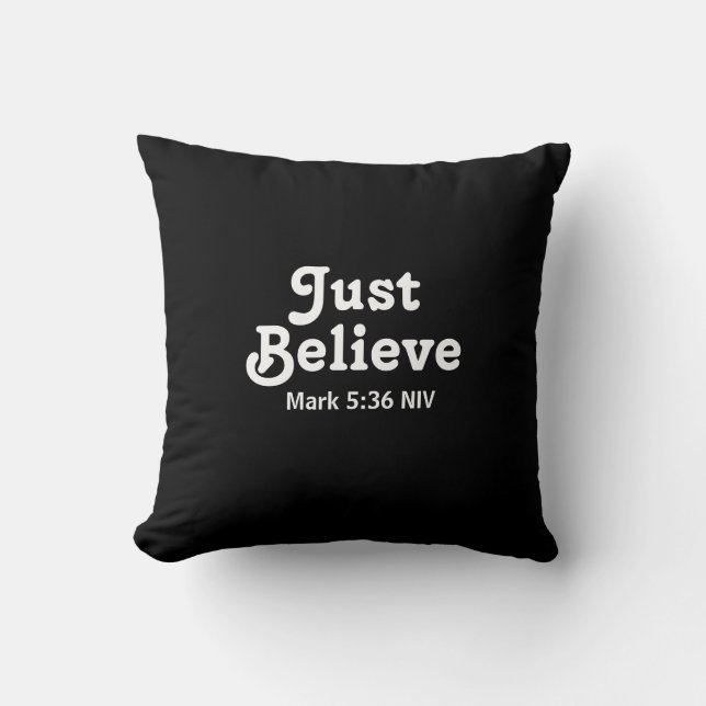 Coussin Cute Black and White Believe in Miracles Initial (Recto)