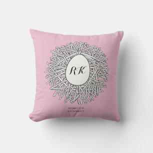 Coussin Cute Nid & Oeuf Initiales et nom personnalisés ros