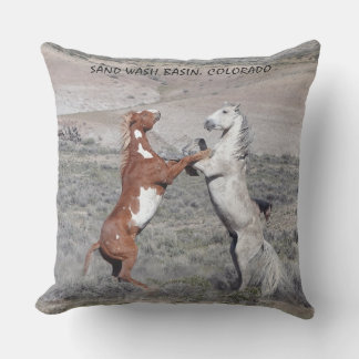COUSSIN DANCE OF THE STALLIONS PATIO PILLOW