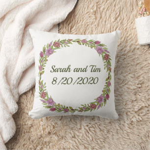 Coussin Date de mariage en monogramme floral personnalisé