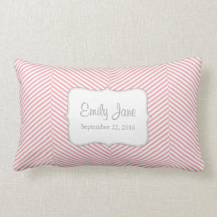 Coussin de bébé - motif en arête de poisson rose