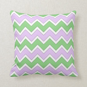 Coussin de blanc, lilas et vert de Chevron