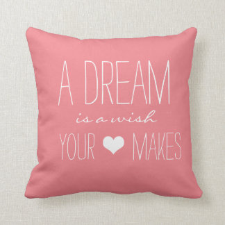 Coussin de chambre à coucher de filles