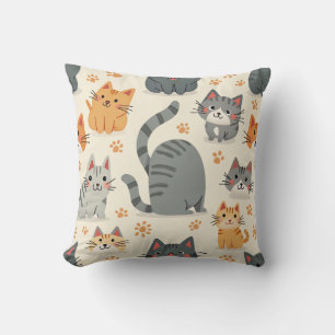 coussin de chat mignon