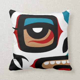 Coussin de crâne de Haida de SKULLUXE