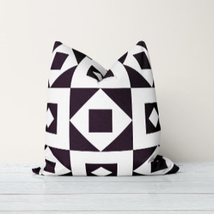 Coussin de jet minimaliste en quilt noir et blanc