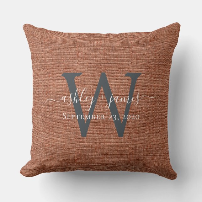 Coussin de mariage monogramme en lin terracotta (Recto)