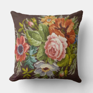 Coussin de tapisserie vintage à aiguilles florales