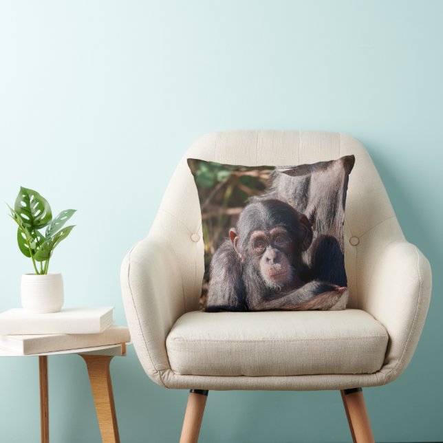 Coussin Débuts doux – L'amour des chimpanzés (Chaise)