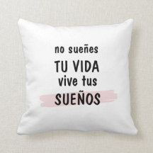 coussin décoratif avec phrase inspiratrice