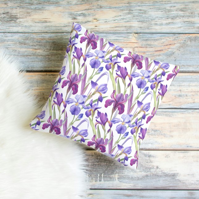 Coussin décoratif fleur d'iris violet aquarelle (Créateur téléchargé)