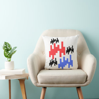  coussin décoratif pixels rouge et bleu.