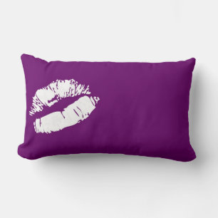 Coussin décoratif violet blanc lèvre lisse